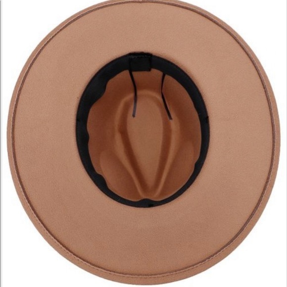 NEW TRENDY BLUSH PINK WIDE BRIM CHUNKY CUBAN GOLD CHAIN DETAIL FEDORA HAT - Picture 8 of 8